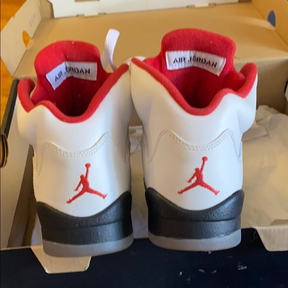 Air Jordan 5 retro - Picture 2 of 3